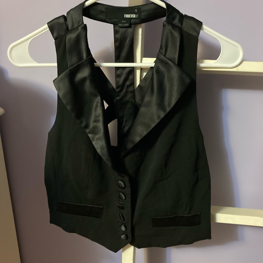 Black vest